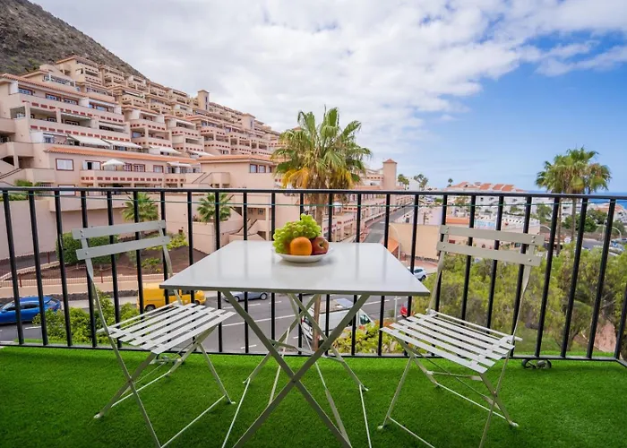 Noemi Blu Tenerife